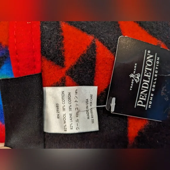 Rare - Pendleton wool blanket, retired Spirit pattern- 90x90 - Picture 11 of 13